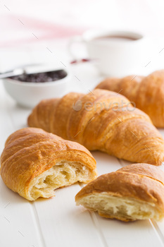Photodune Tasty buttery croissant. 18737453