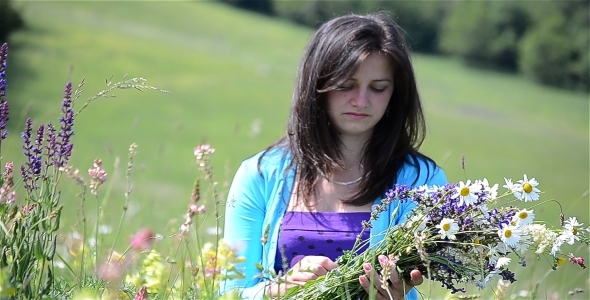 Girl In A Flower Field 2 Girl In A Flower Field 2