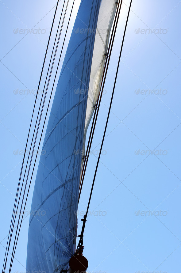 Full Sail on wind