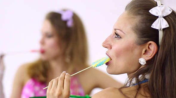 Girls With Lollipop Girls With Lollipop