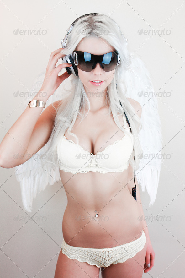 Gorgeous sexy lingerie DJ