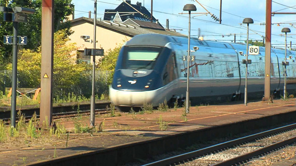 High Speed Train 1 High Speed Train 1
