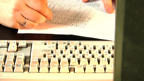 Close-Up Typing 3 Close-Up Typing 3