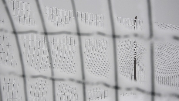 Snow On The Iron Grid 2 Snow On The Iron Grid 2