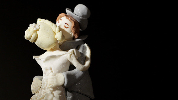 Wedding Cake Figurines Kiss 2 Wedding Cake Figurines Kiss 2