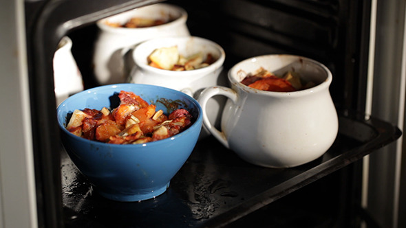 Mutton Meat and Potatoes Baked in a Pot 2 Mutton Meat and Potatoes Baked in a Pot 2