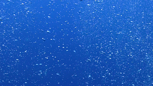 Air Bubbles in the Blue Water 3 Air Bubbles in the Blue Water 3