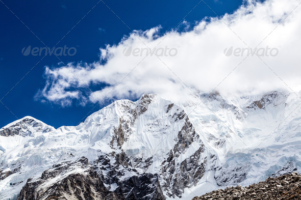 Himalaya mountain peaks autumn landscape