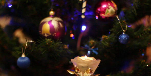 Toys On The Christmas Tree 2