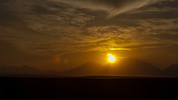 Vibrant Sunset Behind the Mountain 4K Vibrant Sunset Behind the Mountain 4K
