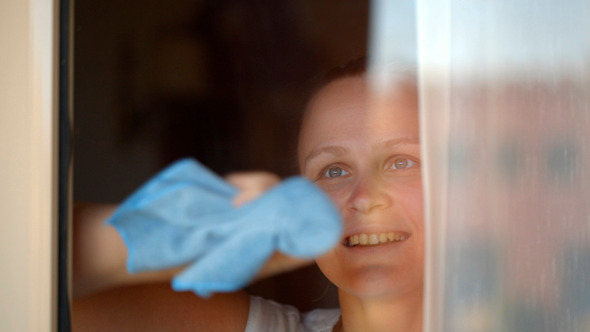 Cleaning Window Cleaning Window