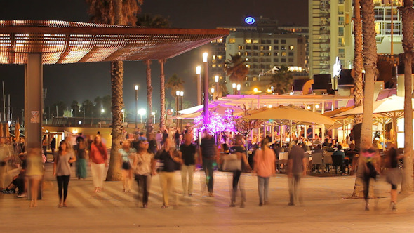 Promenade Crowded Promenade Crowded