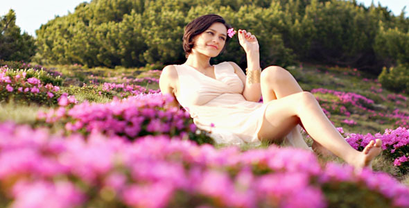 Girl Enjoys Fresh Flowers Perfume Girl Enjoys Fresh Flowers Perfume