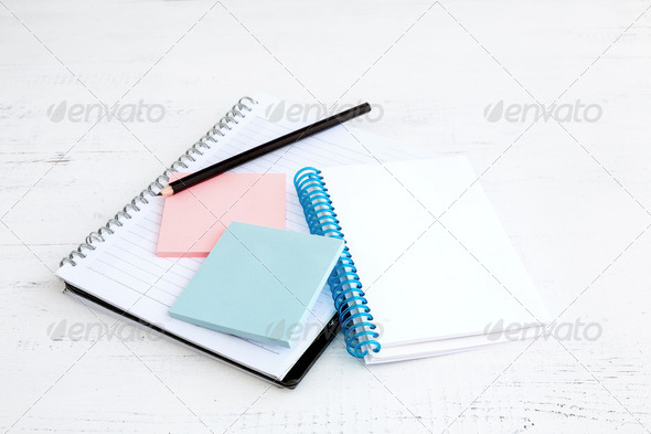 Note paper with pencil (Misc) Photo Download