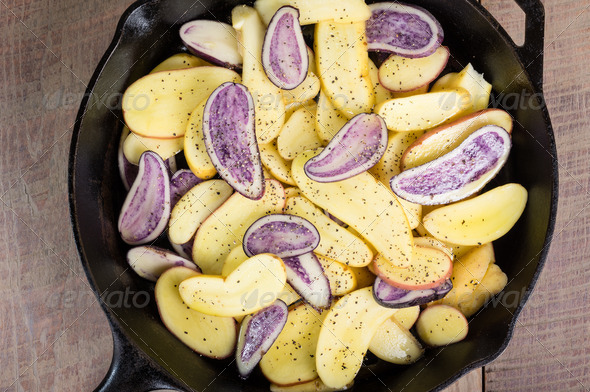 Blue and white potatoes frying (Misc) Photo Download